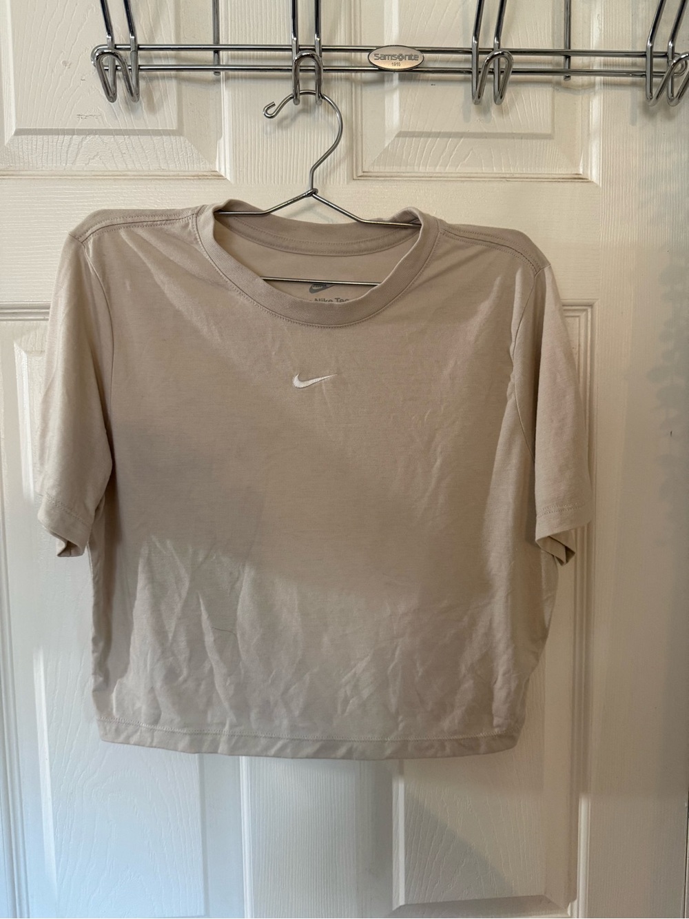 Nike Cropped Tee